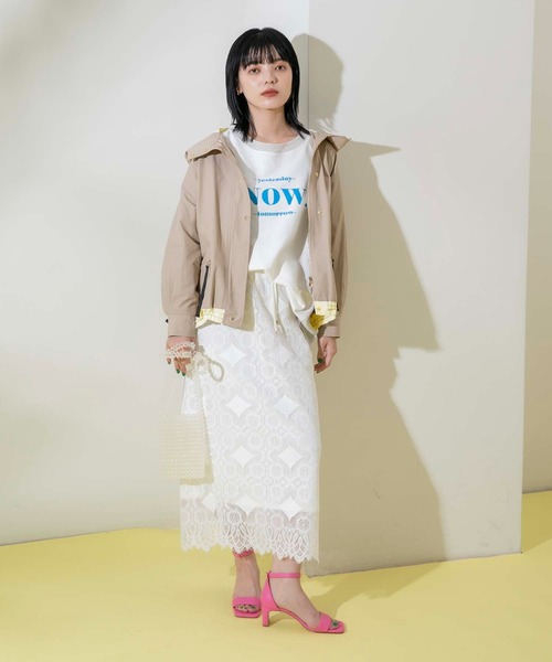 Eimee Law(エイミーロウ)の「バックフリルマウンテンパーカー(マウンテンパーカー・レディース・ダークベージュ/ネイビー・38)」の3枚目の写真