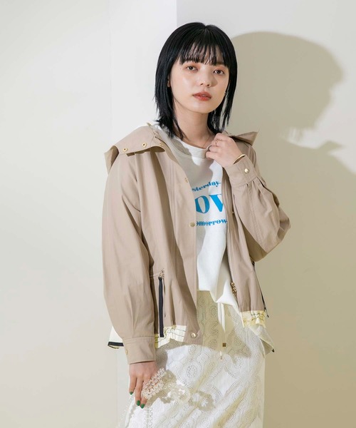 Eimee Law(エイミーロウ)の「バックフリルマウンテンパーカー(マウンテンパーカー・レディース・ダークベージュ/ネイビー・38)」の11枚目の写真