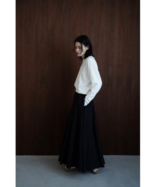 CLANE（クラネ）の「BASIC RAGLAN SLEEVE SWEAT TOPS（その他トップス・レディース・ホワイト/ブラック・1/2）」の14枚目の写真