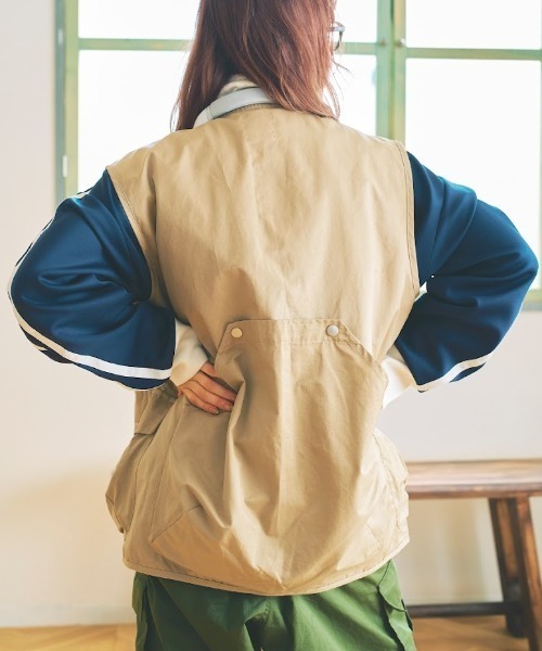 nemne store（ネンネストア）の「【低身長用サイズあり】ぽてとかっぷる かりん・ckarryコラボ／オーバーミリタリーベスト（ベスト・レディース・ベージュ/カーキ・SMALL/MEDIUM）」の19枚目の写真