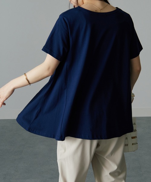 RANAN(ラナン)の「〈Beautiful Cotton 綿100%〉UVカット/接触冷感 フレアーシルエットTシャツ(Tシャツ/カットソー・レディース・オレンジ系その他/ネイビー/ブラック/オフホワイト/ライトグレー/その他/イエロー/ダークブルー・M/L/LL)」の1枚目の写真