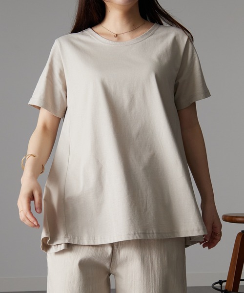RANAN(ラナン)の「〈Beautiful Cotton 綿100%〉UVカット/接触冷感 フレアーシルエットTシャツ(Tシャツ/カットソー・レディース・オレンジ系その他/ネイビー/ブラック/オフホワイト/ライトグレー/その他/イエロー/ダークブルー・M/L/LL)」の4枚目の写真