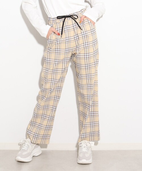 PINK-latte(ピンクラテ)の「【ストレッチ】らくちん♪履き心地◎!快適イージーシェフパンツ(その他パンツ・キッズ・グレー系1/ブルー系9/ベージュ系その他4・14/16/15 )」の2枚目の写真