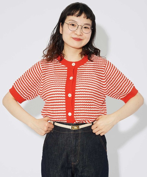 CHILD WOMAN(チャイルドウーマン)の「GAUSSすかしボーダー ショートクルーカーディガン(カーディガン/ボレロ・レディース・レッド/ネイビー・FREE)」の1枚目の写真