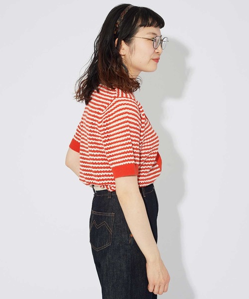 CHILD WOMAN(チャイルドウーマン)の「GAUSSすかしボーダー ショートクルーカーディガン(カーディガン/ボレロ・レディース・レッド/ネイビー・FREE)」の6枚目の写真