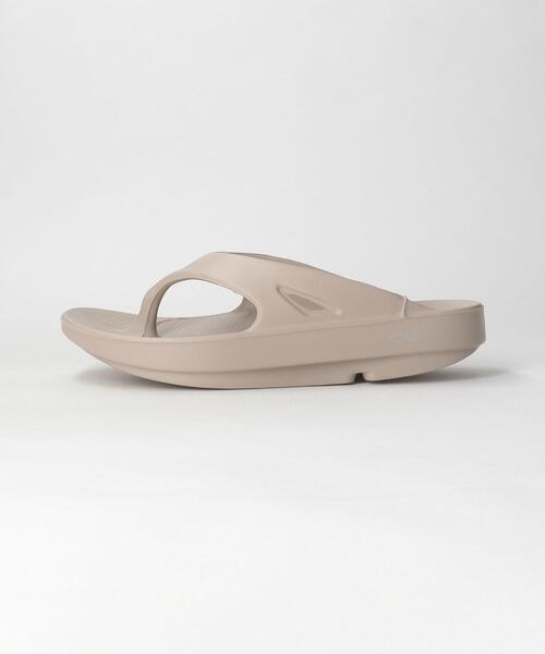 OOFOS（ウーフォス）の「＜OOFOS＞ OOriginal サンダル（サンダル・レディース・ワインレッド/オリーブ/ライトグレー/ブラック/ベージュ・23(M4/W6)/24(M5/W7)/25(M6/W8)/22(M3/W5)）」の4枚目の写真