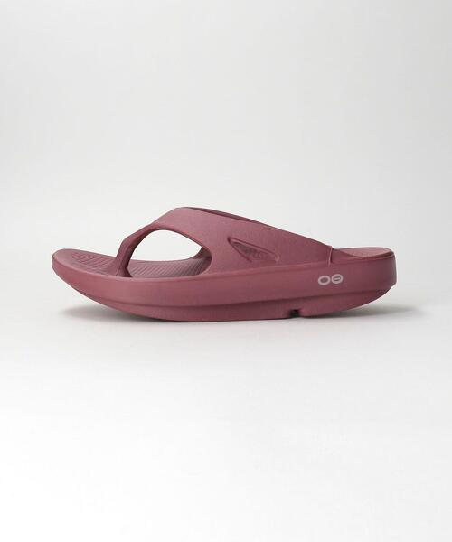 OOFOS（ウーフォス）の「＜OOFOS＞ OOriginal サンダル（サンダル・レディース・ワインレッド/オリーブ/ライトグレー/ブラック/ベージュ・23(M4/W6)/24(M5/W7)/25(M6/W8)/22(M3/W5)）」の14枚目の写真