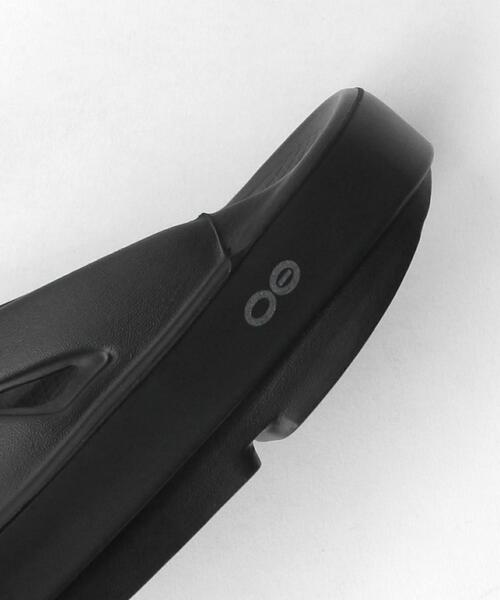 OOFOS（ウーフォス）の「＜OOFOS＞ OOriginal サンダル（サンダル・レディース・ワインレッド/オリーブ/ライトグレー/ブラック/ベージュ・23(M4/W6)/24(M5/W7)/25(M6/W8)/22(M3/W5)）」の19枚目の写真