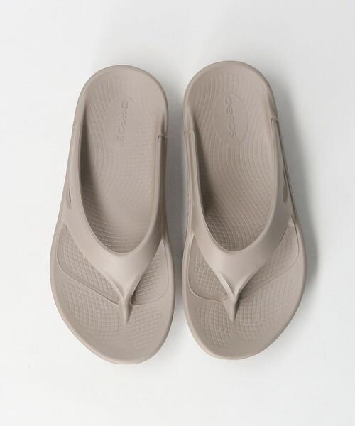 OOFOS（ウーフォス）の「＜OOFOS＞ OOriginal サンダル（サンダル・レディース・ワインレッド/オリーブ/ライトグレー/ブラック/ベージュ・23(M4/W6)/24(M5/W7)/25(M6/W8)/22(M3/W5)）」の21枚目の写真