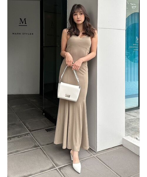 GYDA（ジェイダ）の「マーメイドロングワンピース（ワンピース・レディース・ブラック/ベージュ・FREE）」の12枚目の写真