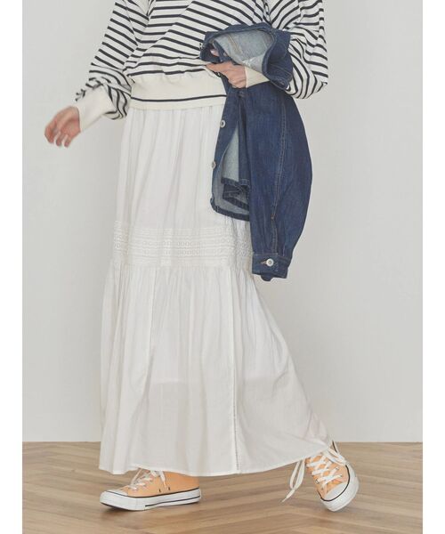 AMERICAN HOLIC(アメリカンホリック)の「ふんわりティアードレーススカート(スカート・レディース・グリーン/オフホワイト/ネイビー・M/L)」の22枚目の写真