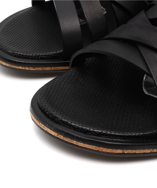 5351POUR LES HOMMES ET LES FEMMES (ゴーサンゴーイチプールオムエラファム)の「スムースレザーサンダル(サンダル・メンズ・ブラック/ホワイト・42/41/44/43)」の6枚目の写真