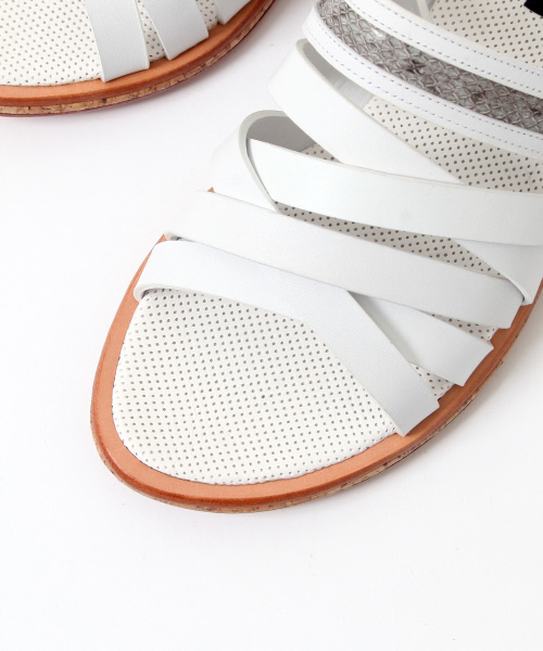 5351POUR LES HOMMES ET LES FEMMES (ゴーサンゴーイチプールオムエラファム)の「スムースレザーサンダル(サンダル・メンズ・ブラック/ホワイト・42/41/44/43)」の15枚目の写真