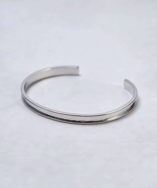tk.TAKEO KIKUCHI（ティーケータケオキクチ）の「◆アソートバングル（ブレスレット・メンズ・シルバー/ゴールド/シルバー系/シルバー系1/ゴールド系/ゴールド系1・00）」の4枚目の写真