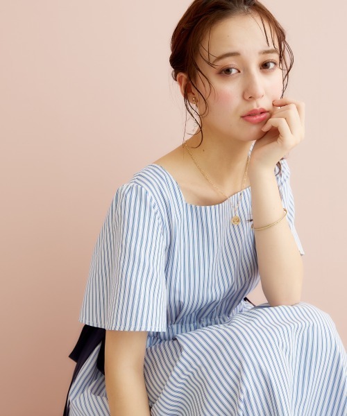 marun(マルン)の「<大きいサイズ> サイドリボンストライプワンピース marun(ワンピース・レディース・ホワイト系/ネイビー系・LL/4L/3L/5L/L)」の15枚目の写真