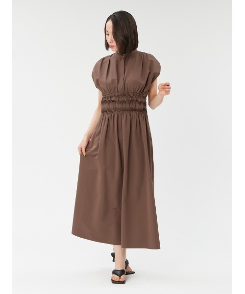 FRAY I.D（フレイアイディー）の「タックデザインタフタノースリドレス（ドレス・レディース・ホワイト/ブラック/ブラウン・0/1）」の18枚目の写真