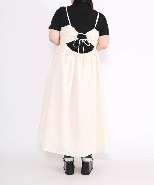 PUNYUS（プニュズ）の「ハイネックTシャツ（Tシャツ/カットソー・レディース・ブラック/ホワイト・1/2/3/4）」の9枚目の写真