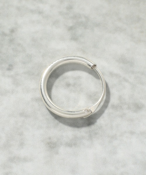 SETUP7(セットアップセブン)の「【SETUP7】1.2mm シルバーフープピアス 片耳用 SSS-3(ピアス(片耳用)・レディース・シルバー・FREE)」の3枚目の写真