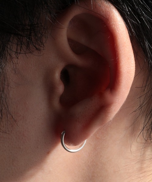 SETUP7(セットアップセブン)の「【SETUP7】1.2mm シルバーフープピアス 片耳用 SSS-3(ピアス(片耳用)・レディース・シルバー・FREE)」の7枚目の写真