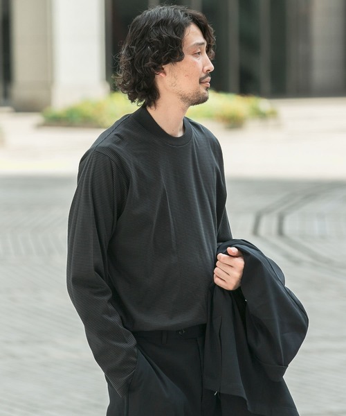 URBAN RESEARCH DOORS（アーバンリサーチドアーズ）の「『抗菌/防臭』LIFE STYLE TAILOR　シルケットポンチストレッチ長袖Tシャツ（シャツ/ブラウス・メンズ・ホワイト系その他/グレー系その他/ホワイト・MEDIUM/LARGE）」の15枚目の写真