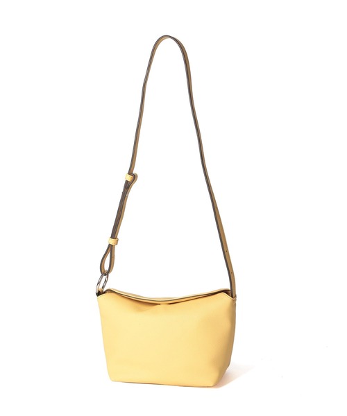 Elura（エルーラ）の「リュクスエアリーフラップショルダー（ハンドバッグ・レディース・ブラック/クリーム/ブラウン・ONE SIZE）」の3枚目の写真