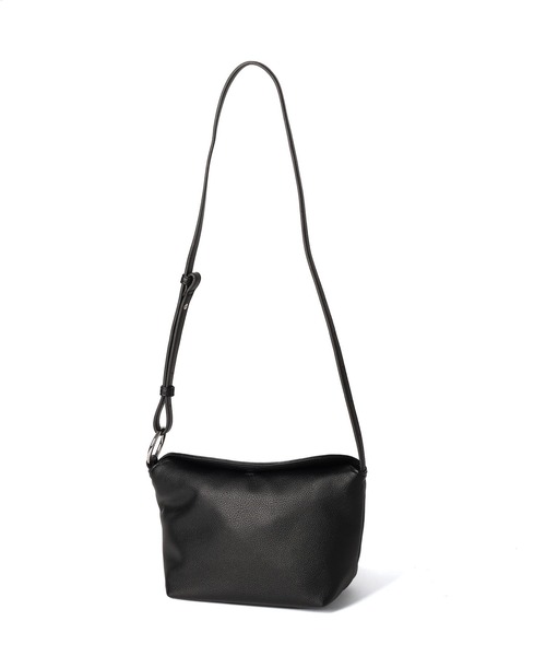 Elura（エルーラ）の「リュクスエアリーフラップショルダー（ハンドバッグ・レディース・ブラック/クリーム/ブラウン・ONE SIZE）」の2枚目の写真