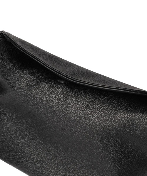 Elura（エルーラ）の「リュクスエアリーフラップショルダー（ハンドバッグ・レディース・ブラック/クリーム/ブラウン・ONE SIZE）」の15枚目の写真