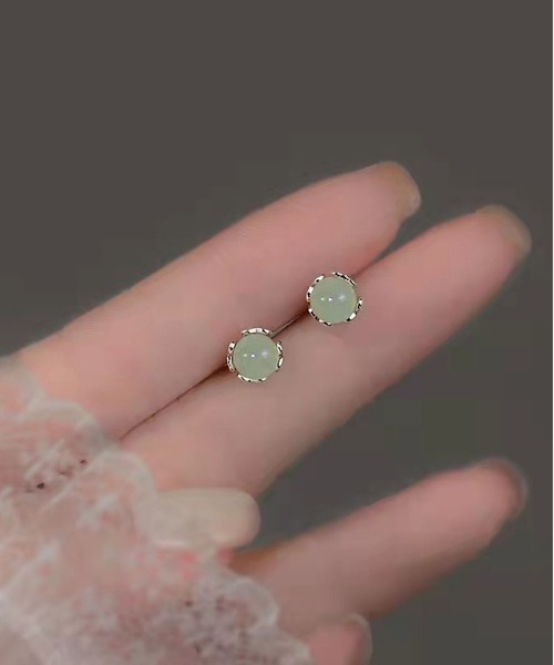 LA VORAGINE(ラ ヴォラジネ)の「(ポスト:925シルバー)ミニエコ玉石ピアス(両耳用)(ピアス(両耳用)・レディース・シルバー/ゴールド・FREE)」の2枚目の写真