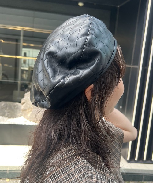 CAPRICIEUX LE'MAGE(カプリシューレマージュ)の「キルトファーリバベレエ(ハンチング/ベレー帽・レディース・ブラック・FREE)」の2枚目の写真