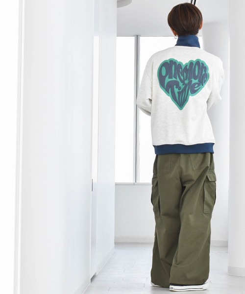 Ritzy(リッツィー)の「TC 裏毛 バックプリント ハーフZIPスウェット(ハートROGO) レディース メンズ(スウェット・メンズ・ブラック/グリーン/アッシュ・X-LARGE/MEDIUM/LARGE)」の21枚目の写真