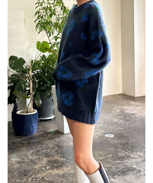 EMODA(エモダ)の「フラワードットオーバーニット(ニット/セーター・レディース・オレンジ/ブルー/ミント・FREE)」の12枚目の写真