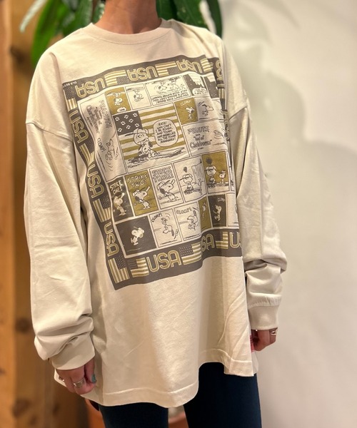 SNOOPY×OLD BETTY'S（スヌーピーカケルオールドベティーズ）の「【SNOOPY】Big Silhouette L/S T-shirts(BANDANA-USA柄)（Tシャツ/カットソー・レディース・サンドベージュ/グリーン/ブラック・L/M）」の3枚目の写真