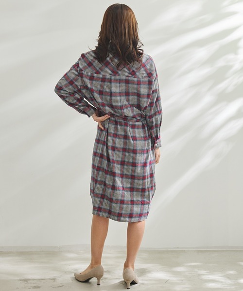 【美品】アンドワンダー　サーモネルチェックシャツ　アウトドア　カラビナ（728） and wander (アンドワンダー) thermonel check tunic / サーモネル