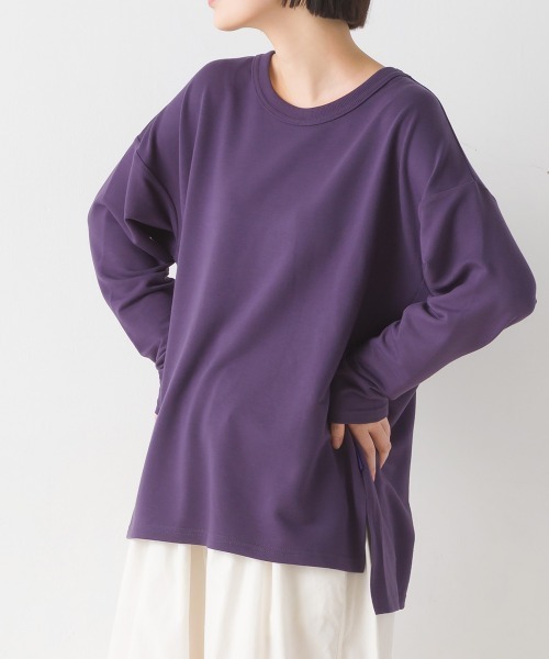 OMNES(オムネス)の「+3℃蓄熱ストレッチ長袖スリットTシャツ(Tシャツ/カットソー・レディース・パープル/ブラウン/グリーン/アイボリー/ブラック・MEDIUM/LARGE)」の5枚目の写真
