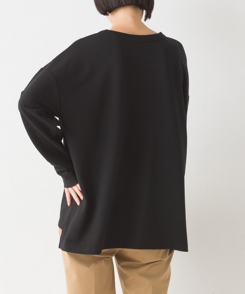 OMNES(オムネス)の「+3℃蓄熱ストレッチ長袖スリットTシャツ(Tシャツ/カットソー・レディース・パープル/ブラウン/グリーン/アイボリー/ブラック・MEDIUM/LARGE)」の13枚目の写真