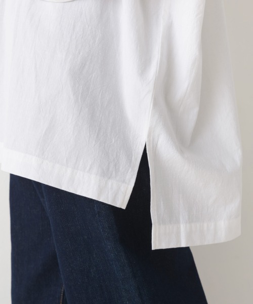 OMNES(オムネス)の「製品洗いスラブコットン後ろケープ長袖シャツ(シャツ/ブラウス・レディース・ワイン/ホワイト/ライトカーキ/チャコールグレー・FREE)」の9枚目の写真