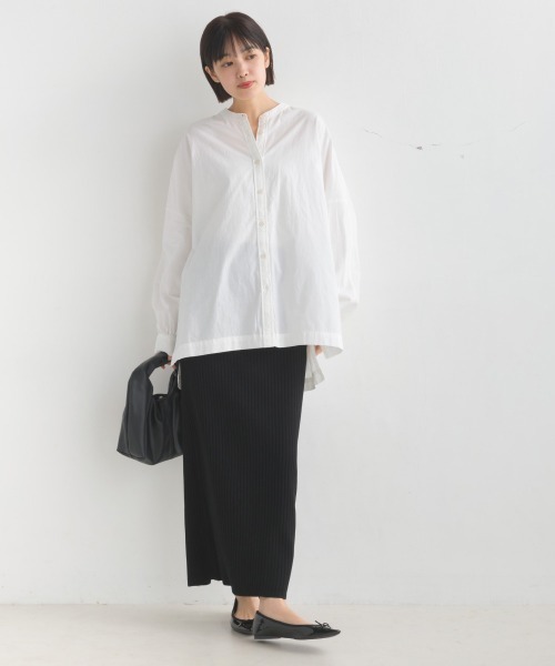 OMNES(オムネス)の「製品洗いスラブコットン後ろケープ長袖シャツ(シャツ/ブラウス・レディース・ワイン/ホワイト/ライトカーキ/チャコールグレー・FREE)」の14枚目の写真