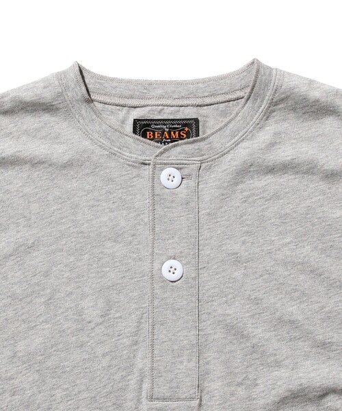BEAMS PLUS（ビームスプラス）の「BEAMS PLUS / ヘンリーネック Tシャツ（Tシャツ/カットソー・メンズ・グレー/サックスブルー/イエロー/ピンク/オリーブ/シルバー・L/S/XL/M）」の8枚目の写真