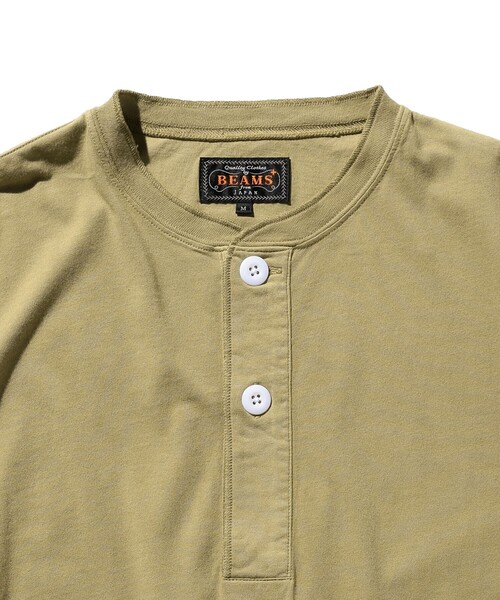 BEAMS PLUS（ビームスプラス）の「BEAMS PLUS / ヘンリーネック Tシャツ（Tシャツ/カットソー・メンズ・グレー/サックスブルー/イエロー/ピンク/オリーブ/シルバー・L/S/XL/M）」の22枚目の写真