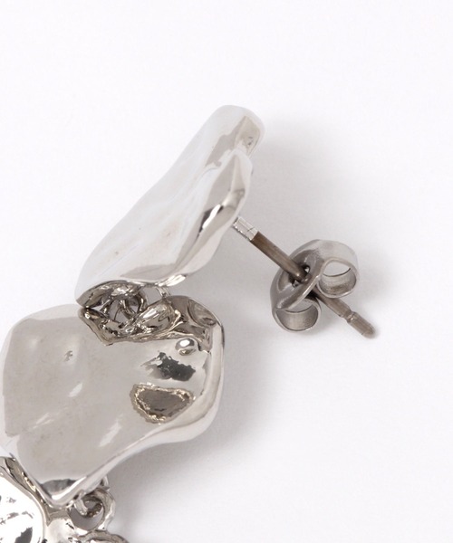 LAKOLE(ラコレ)の「3連ハートピアス / 993544(ピアス(両耳用)・レディース・その他1/その他2・FREE)」の4枚目の写真