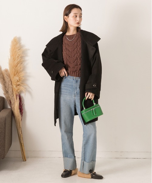 ad thie(アドティエ)の「ショート・ボリューム袖 ケーブル編みニット(ニット/セーター・レディース・ブラック/アイボリー/ブラウン/ブルー・FREE)」の15枚目の写真