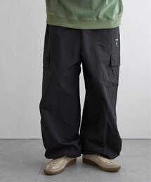 VENCEEXCHANGE（ヴァンスエクスチェンジ）の「Red Cap Girl レッドキャップガール ワッペン付きナイロンカーゴパンツ（カーゴパンツ）」