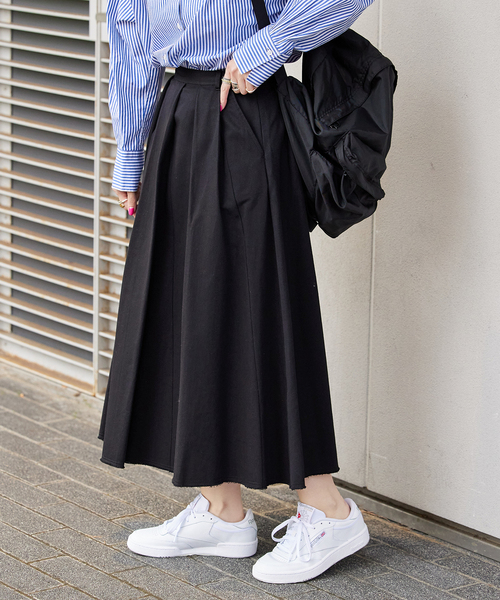 B.C STOCK(ベーセーストック)の「フレアタックスカート(スカート・レディース・ベージュ/イエロー/ブラック・SMALL/MEDIUM)」の1枚目の写真