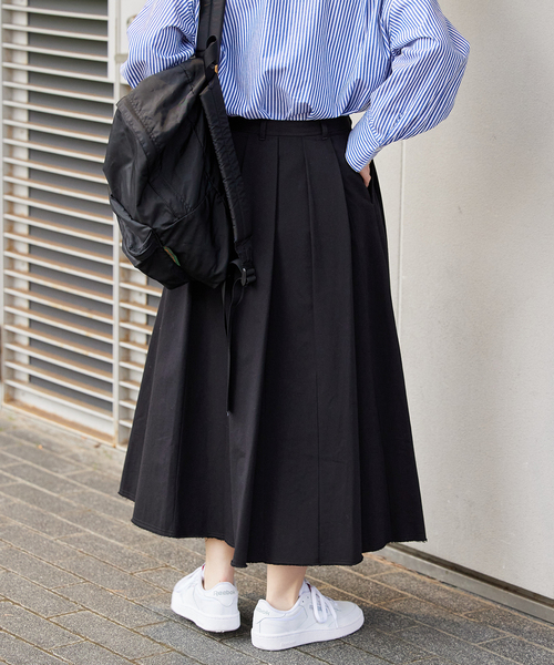 B.C STOCK(ベーセーストック)の「フレアタックスカート(スカート・レディース・ベージュ/イエロー/ブラック・SMALL/MEDIUM)」の9枚目の写真