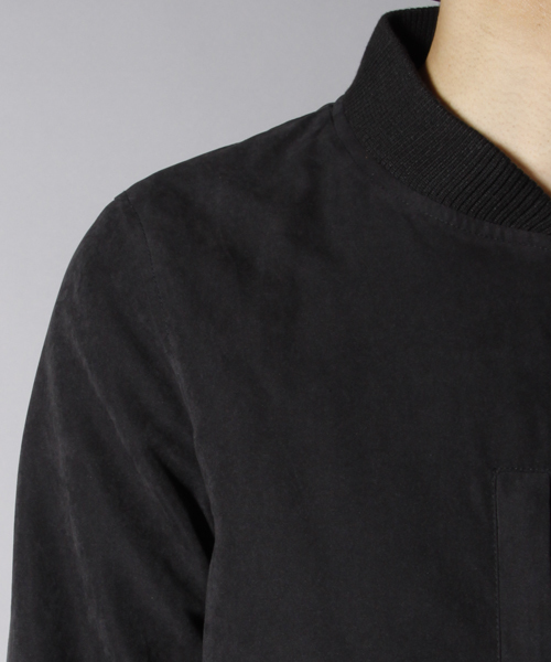 AMERICAN RAG CIE（アメリカンラグシー）の「AMERICAN RAG CIE ミリタリーL-2型ナイロンブルゾン / 113-AMG-M152-BL601（ミリタリージャケット・メンズ・ブラック/バーガンディー・1/3/2）」の9枚目の写真