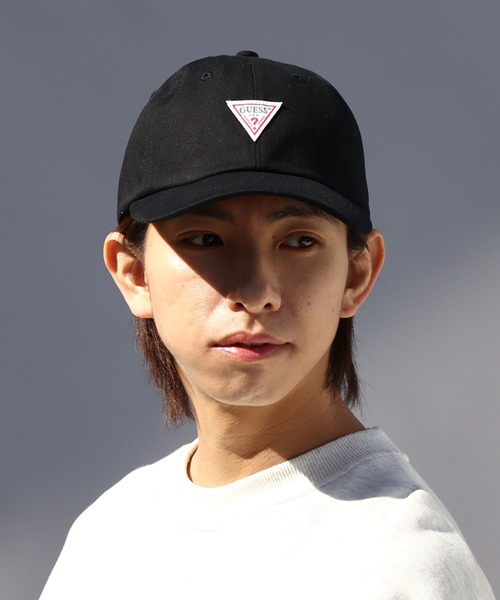 Guess（ゲス）の「【GUESS/ゲス】コットンツイル ワンポイントローキャップ（キャップ・メンズ・ベージュ/ホワイト/ブラック・FREE）」の8枚目の写真