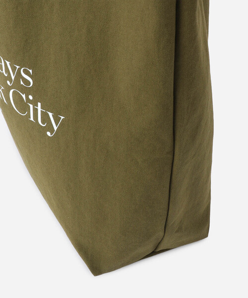 Saturdays NYC（サタデーズ ニューヨークシティ ）の「Miller Standard Tote（トートバッグ・メンズ・オリーブ/オフホワイト/ブラック・FREE）」の7枚目の写真