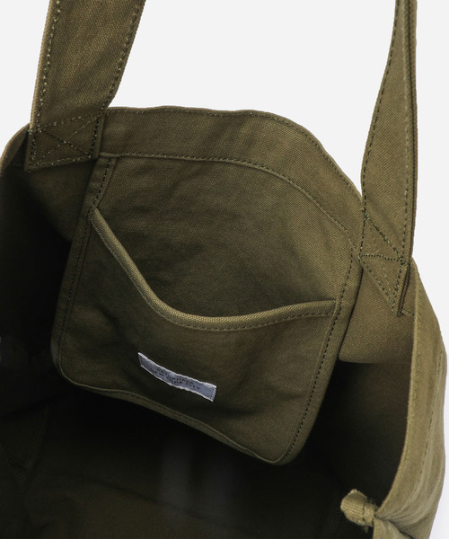 Saturdays NYC（サタデーズ ニューヨークシティ ）の「Miller Standard Tote（トートバッグ・メンズ・オリーブ/オフホワイト/ブラック・FREE）」の9枚目の写真