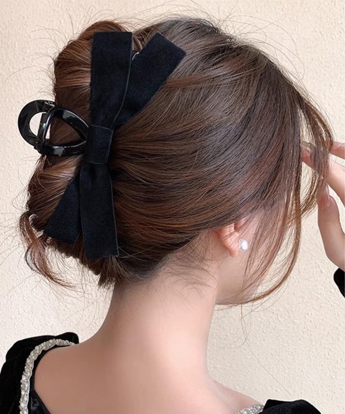 Miniministore(ミニミニストア)の「ヘアクリップ バンスクリップ リボン(バレッタ/ヘアクリップ・レディース・ブラック系2/ブラック系3/ブラック系1/オフホワイト・FREE)」の3枚目の写真