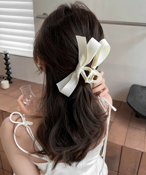 Miniministore(ミニミニストア)の「ヘアクリップ バンスクリップ リボン(バレッタ/ヘアクリップ・レディース・ブラック系2/ブラック系3/ブラック系1/オフホワイト・FREE)」の19枚目の写真